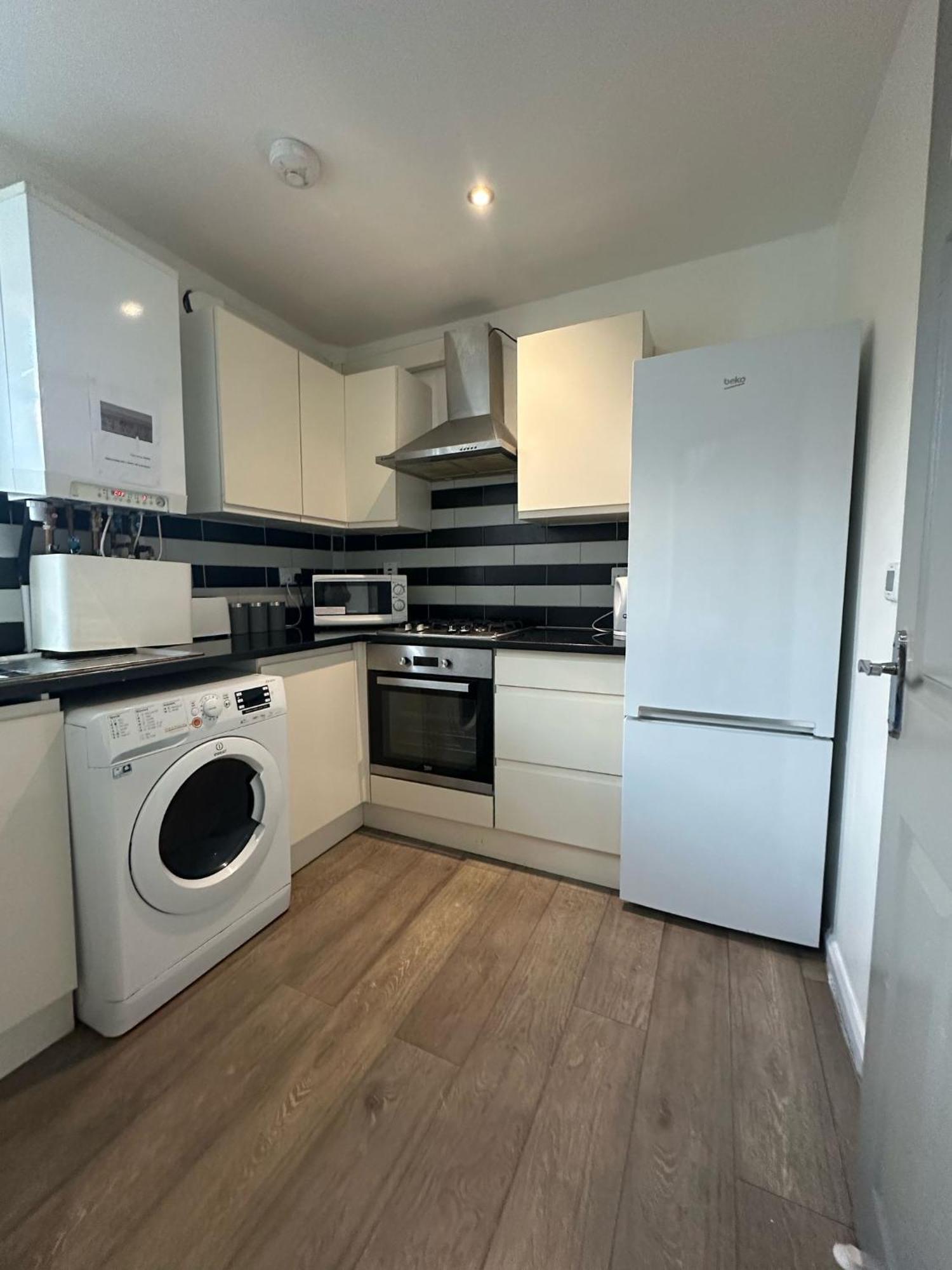 "Euston Comfort" 3 Bedroom Flat In Kings Cross, St Pancras!!!!118B Londra Dış mekan fotoğraf