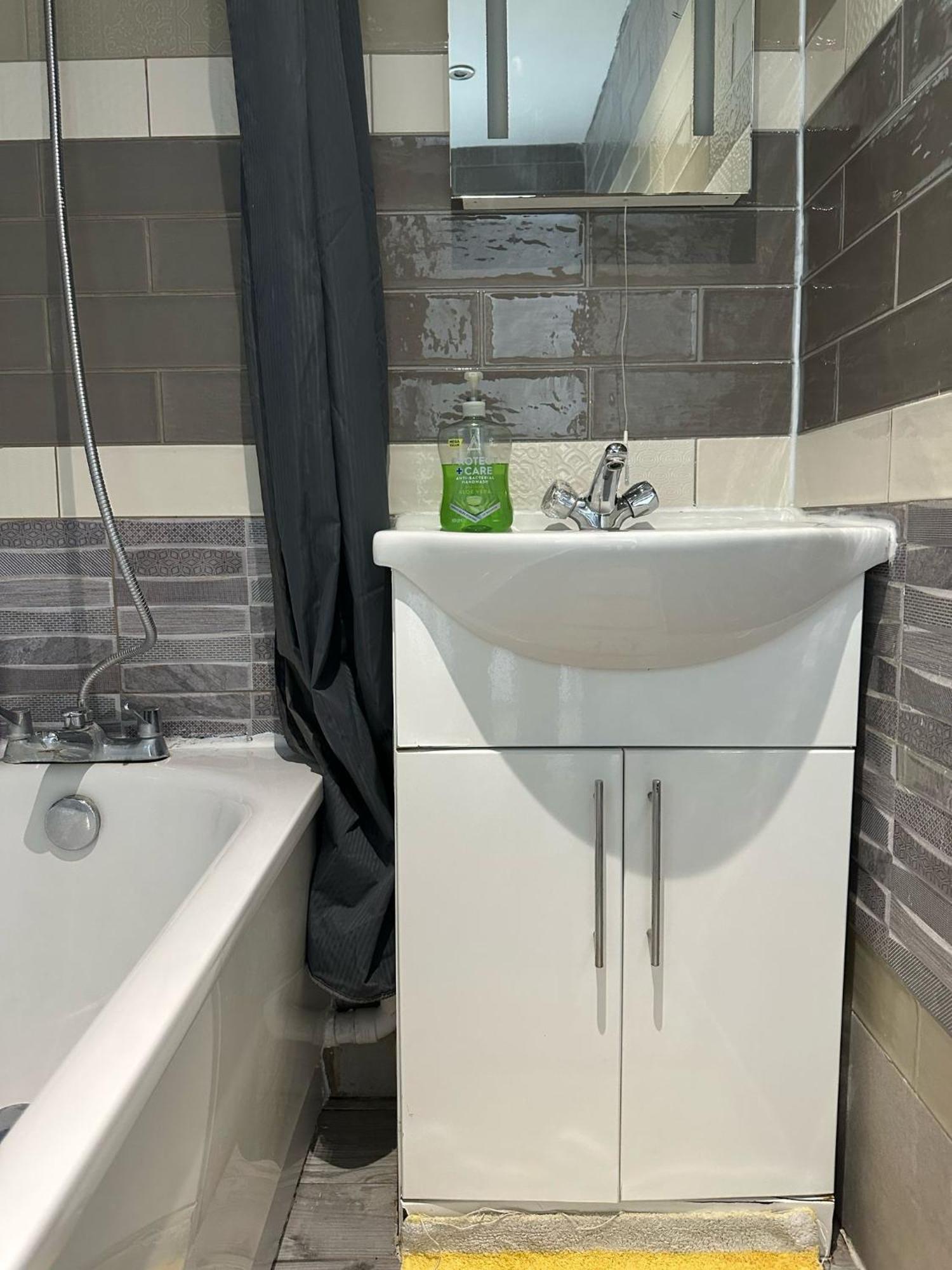 "Euston Comfort" 3 Bedroom Flat In Kings Cross, St Pancras!!!!118B Londra Dış mekan fotoğraf
