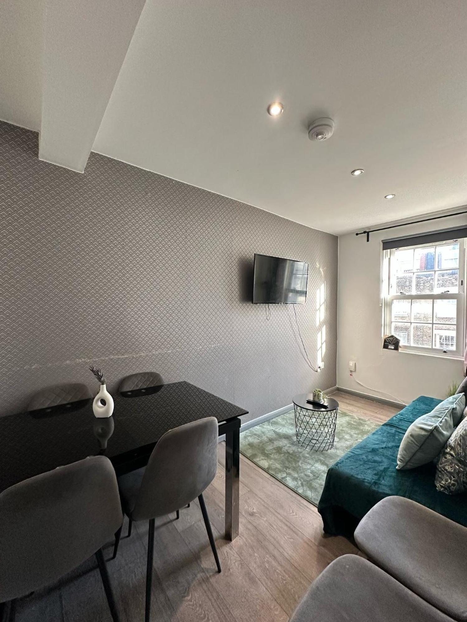 "Euston Comfort" 3 Bedroom Flat In Kings Cross, St Pancras!!!!118B Londra Dış mekan fotoğraf