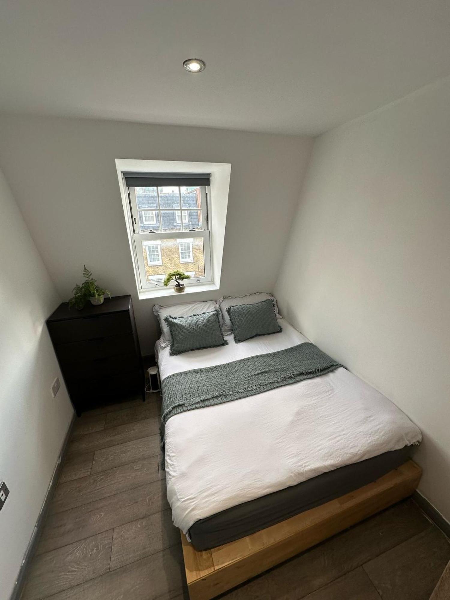"Euston Comfort" 3 Bedroom Flat In Kings Cross, St Pancras!!!!118B Londra Dış mekan fotoğraf