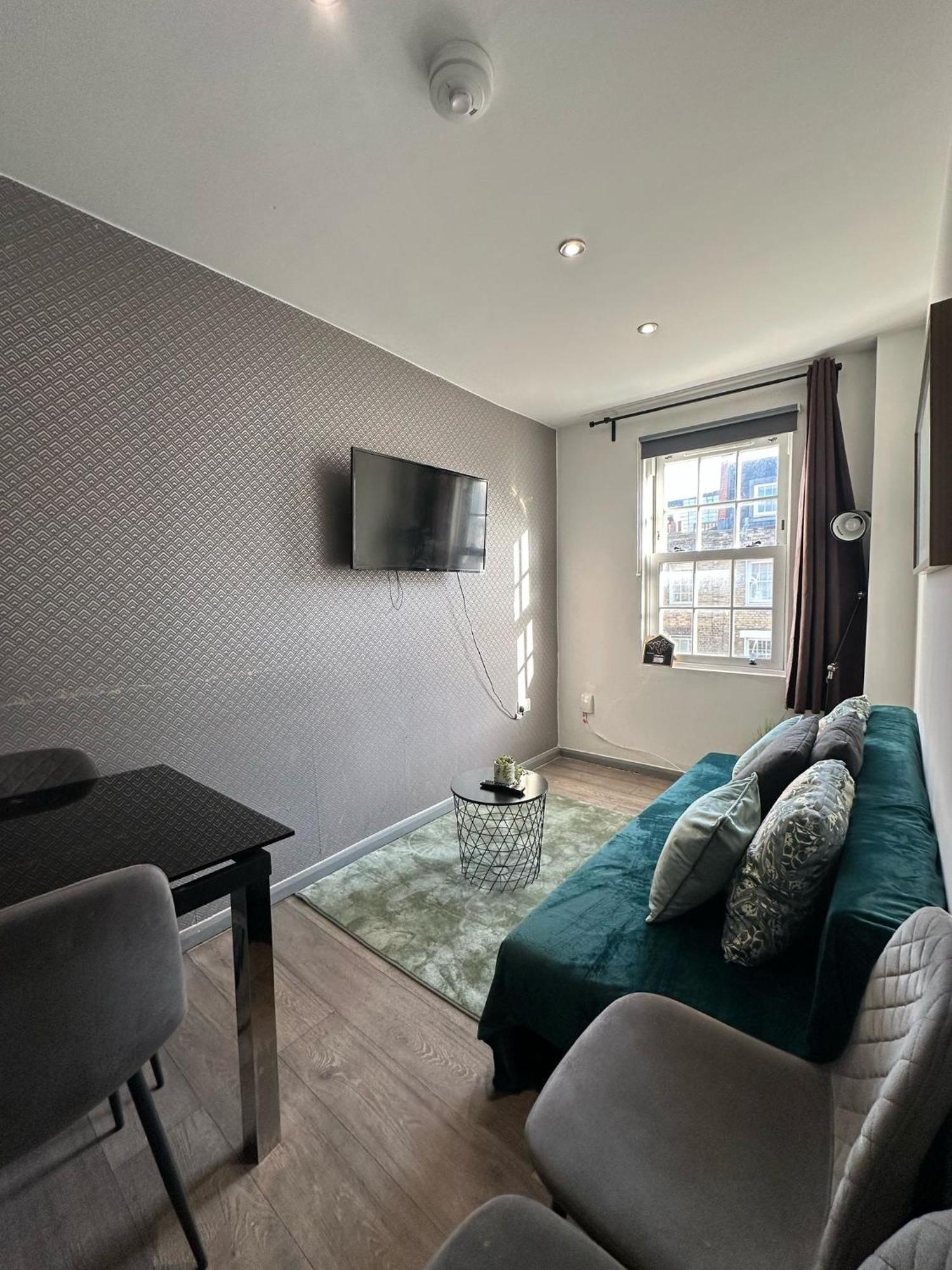 "Euston Comfort" 3 Bedroom Flat In Kings Cross, St Pancras!!!!118B Londra Dış mekan fotoğraf